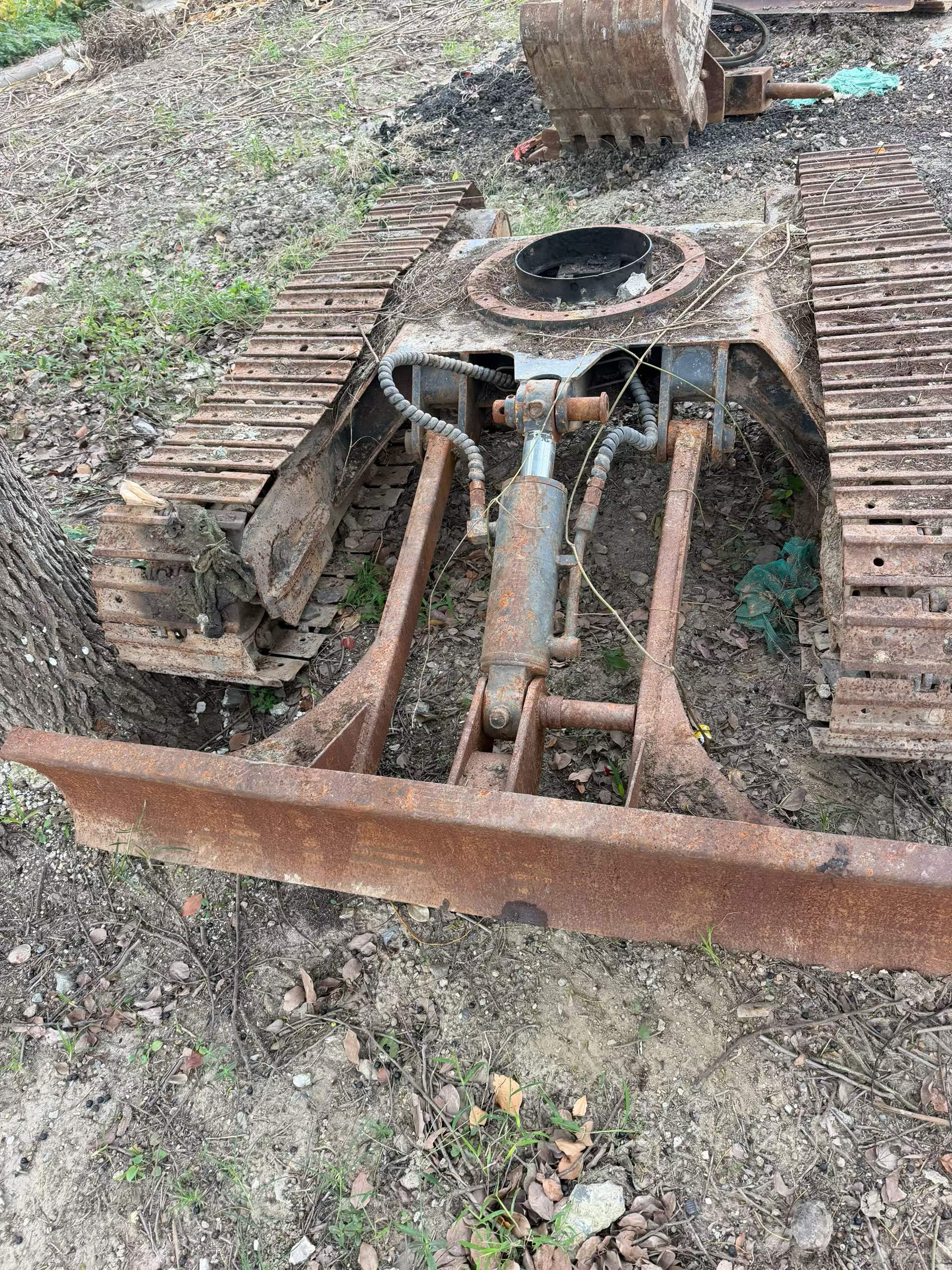 Compre Excavadora XCMG XE55D Usada / 2