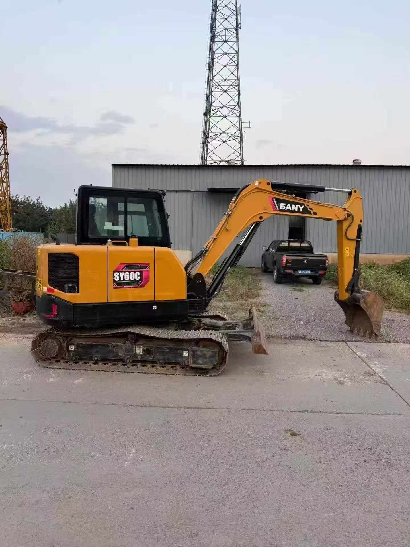Buy Sany SY60 Used Excavator / 4