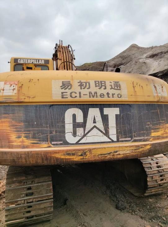 Buy Caterpillar 320C Used Excavator / 1