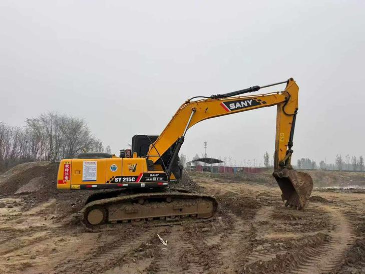 Buy Sany SY215C Used Excavator / 1