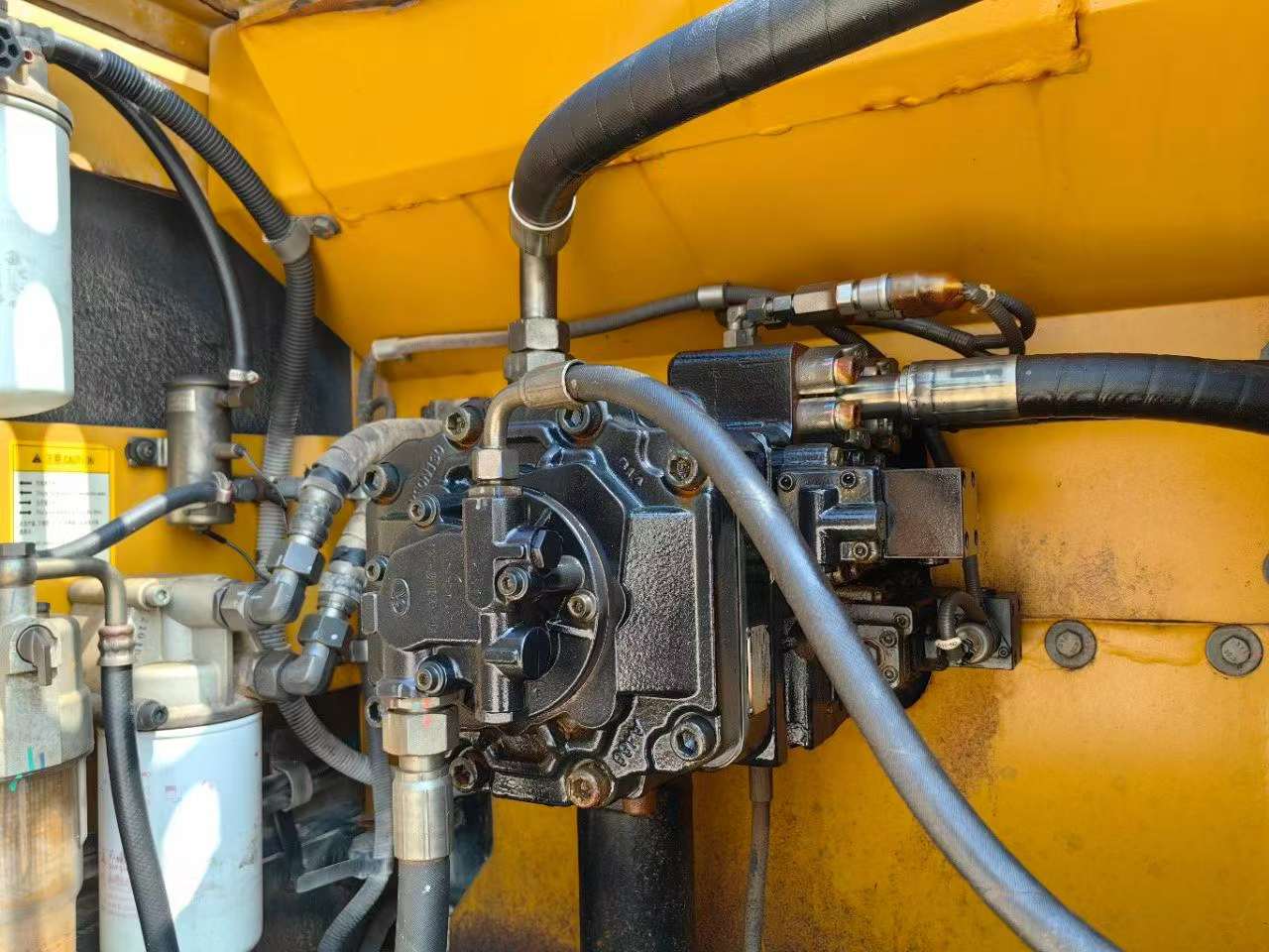Buy Sany SY215C Used Excavator / 4
