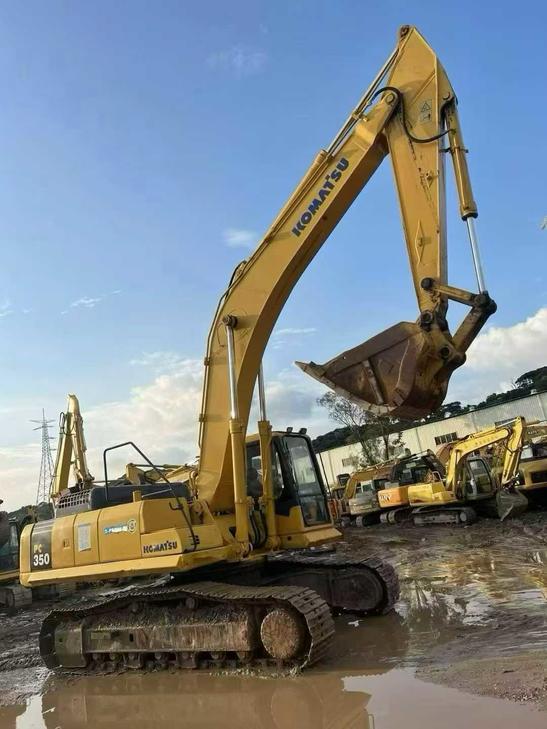 Buy Komatsu PC350-7 Used Excavator / 1