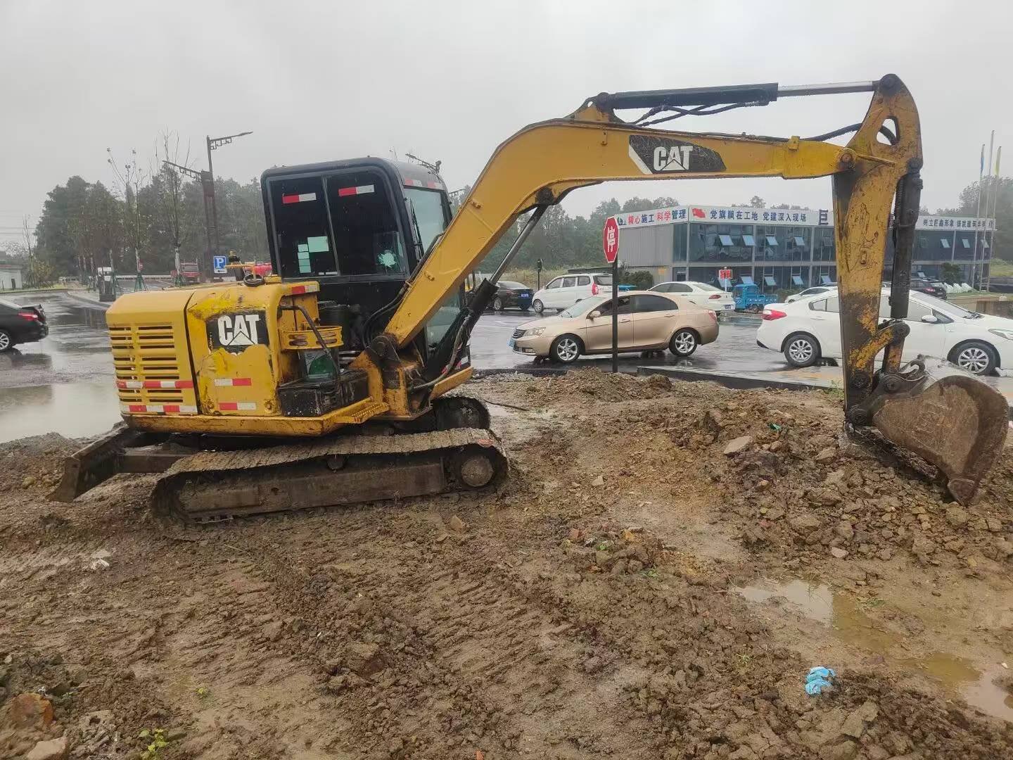 Buy Caterpillar 305.5 Used Excavator / 2