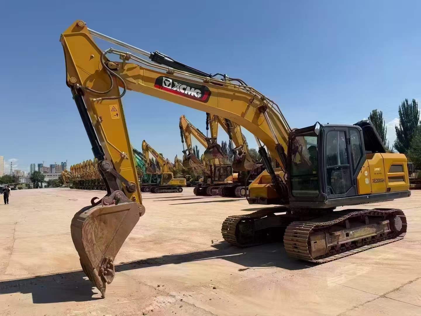 Buy XCMG XE200 Used Excavator / 2