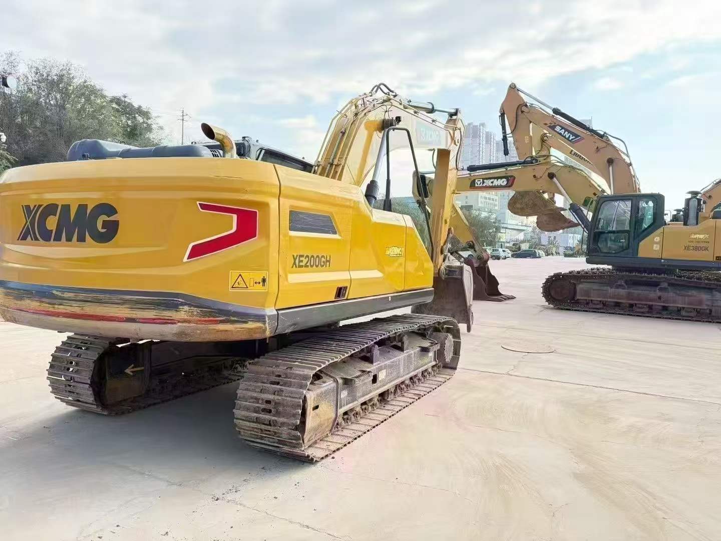 Buy XCMG XE200 Used Excavator / 3