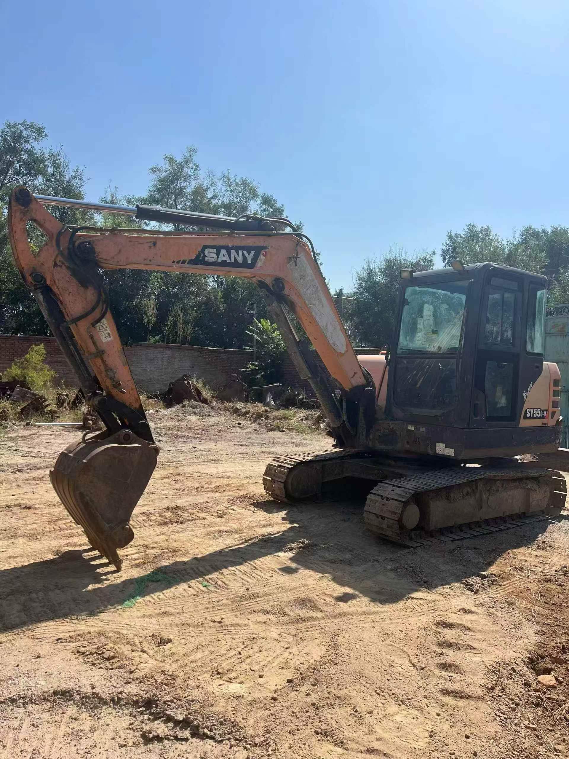 Buy Sany SY55 Used Excavator / 2