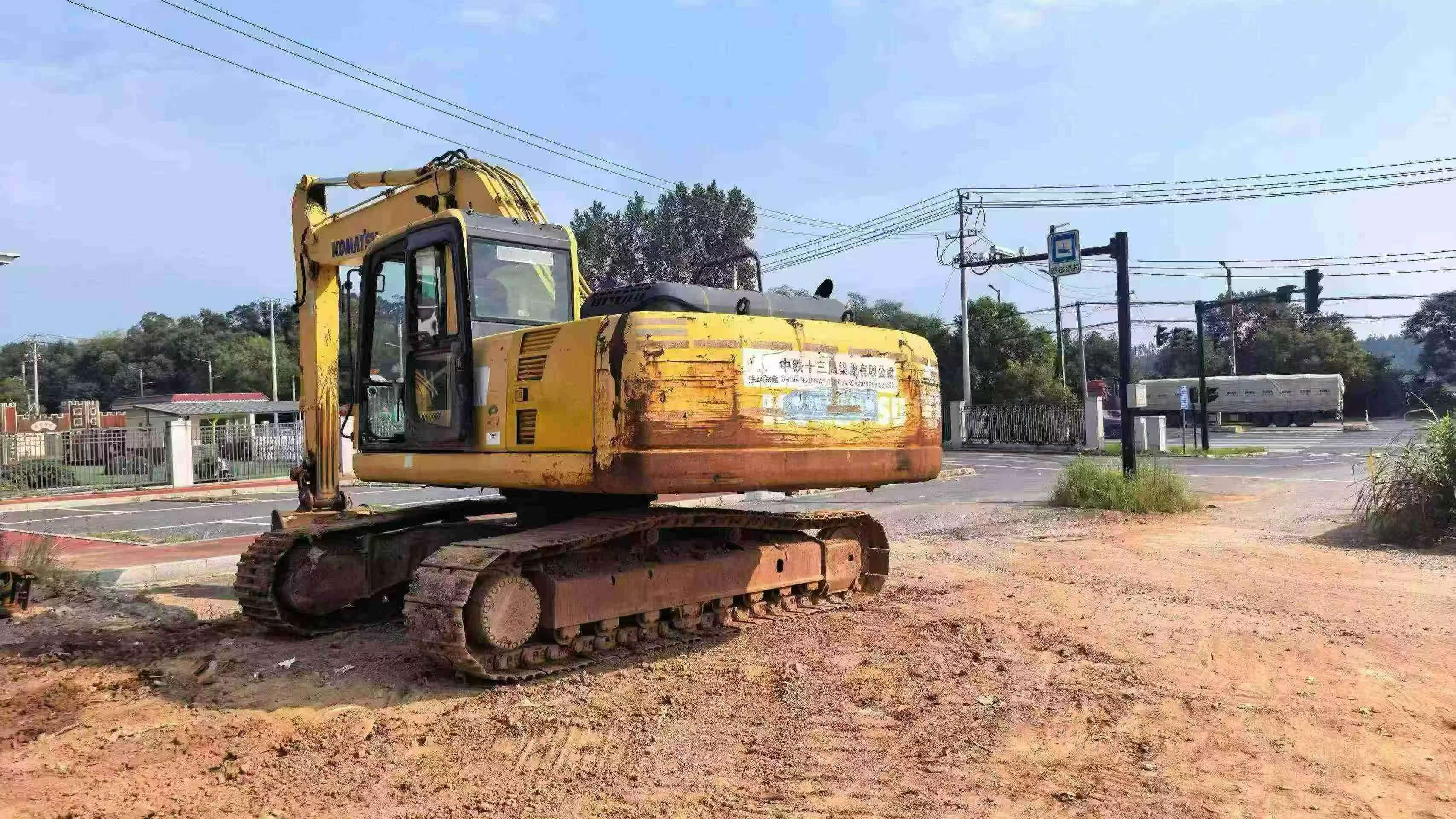 Comprar Komatsu PC220-8 Usado Excavadora