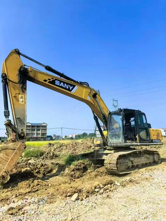 Buy Sany SY205C Used Excavator / 1