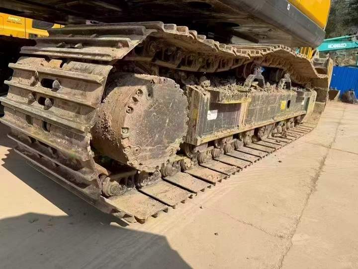 Buy XCMG XE200 Used Excavator / 9