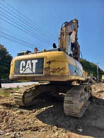Buy Caterpillar 340D2L Used Excavator / 2 Buy Caterpillar 340D2L Used Excavator / 2