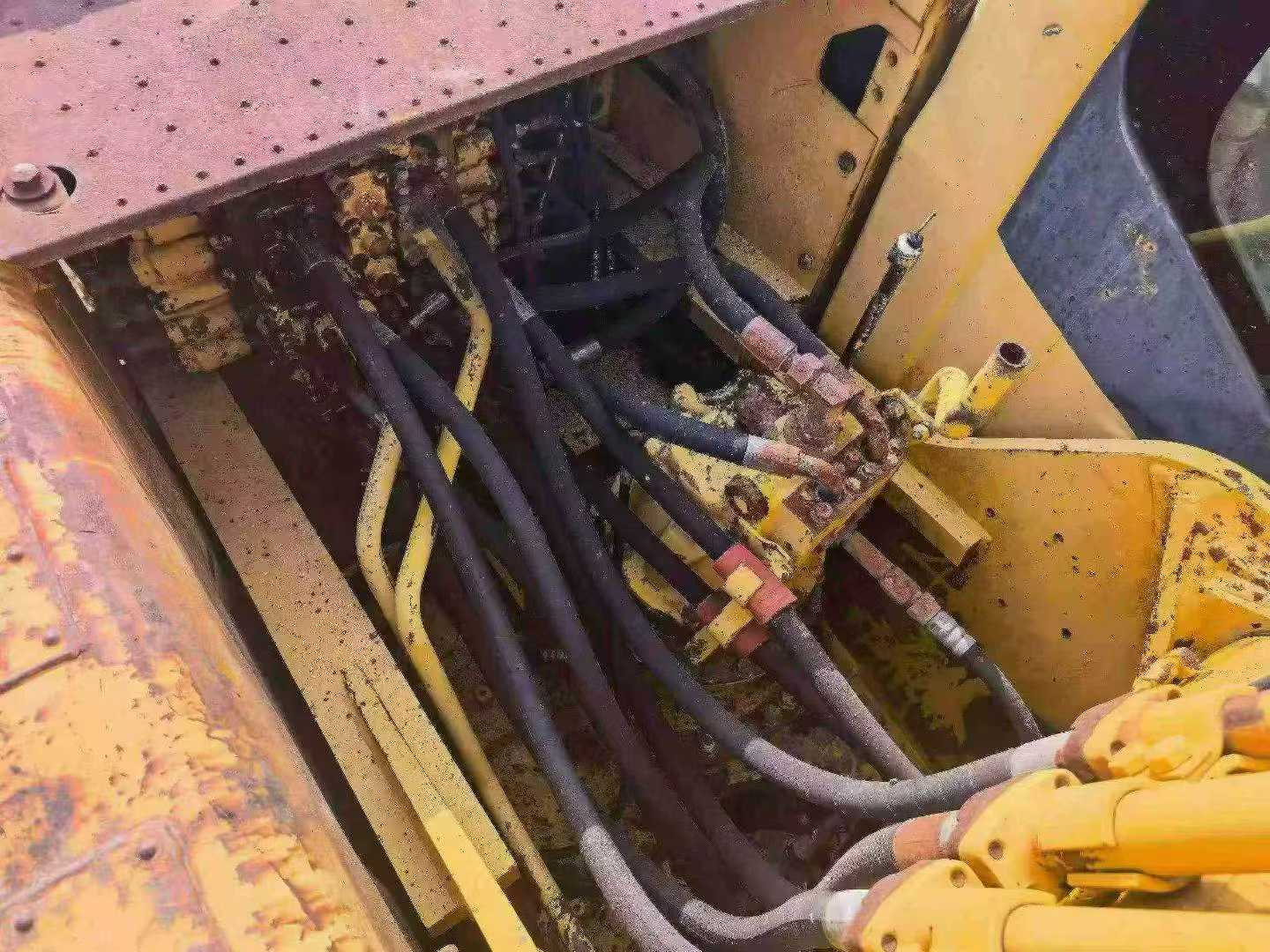 Compre Excavadora Komatsu PC220-8 Usada / 5