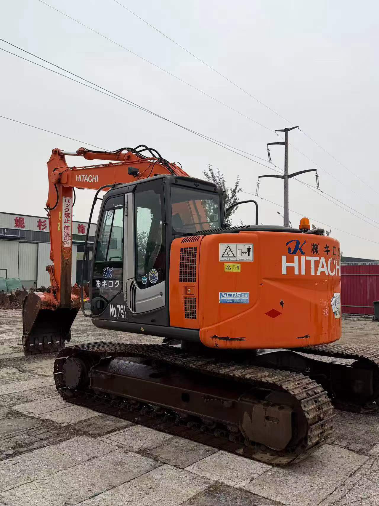 Купить Подержанный Экскаватор Hitachi EX135UR / 2