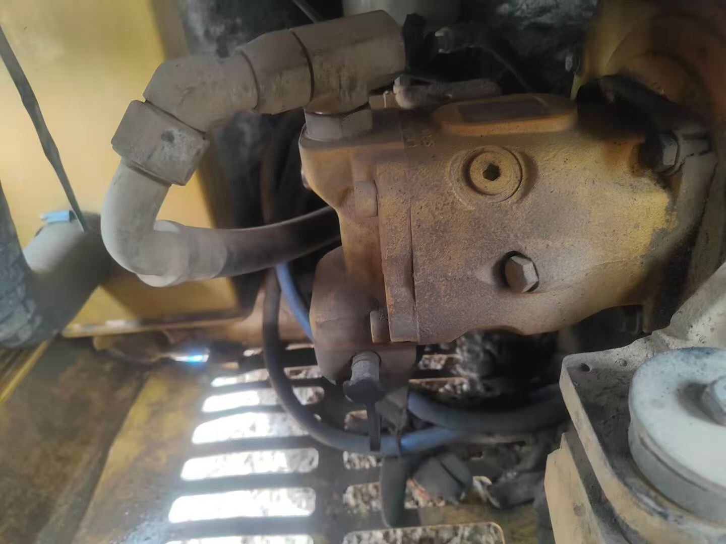 Buy Caterpillar 305.5 Used Excavator / 7