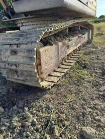 Buy Kobelco SK200-10 Used Excavator / 8 Buy Kobelco SK200-10 Used Excavator / 8