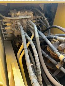 Buy Komatsu PC240-6 Used Excavator / 6 Buy Komatsu PC240-6 Used Excavator / 6