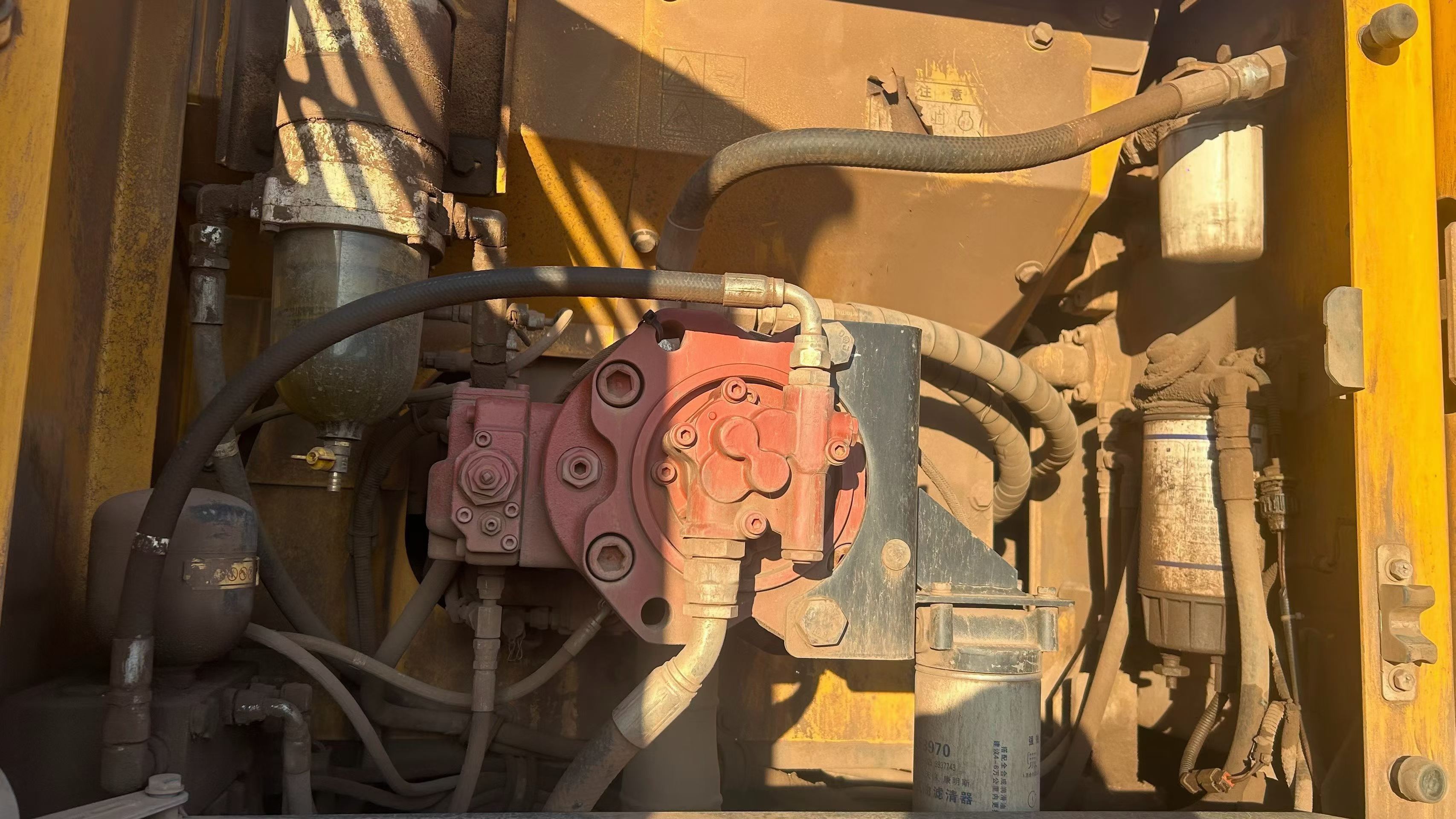 Buy Hyundai R225-7 Used Excavator / 6