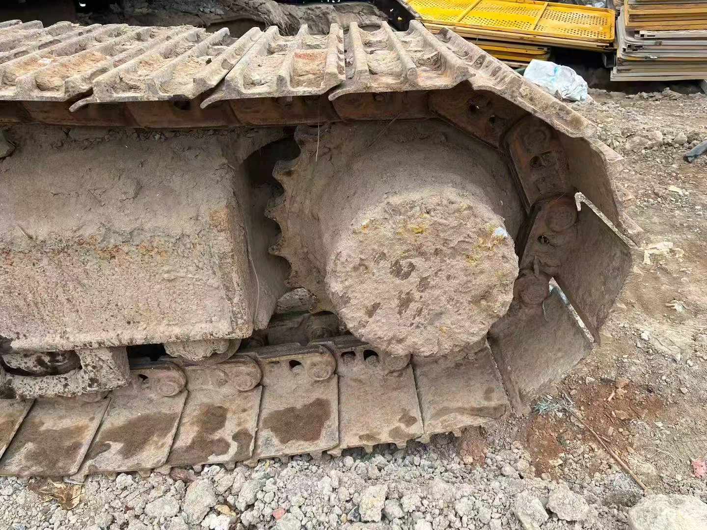 Buy Hitachi EX200-5 Used Excavator / 5