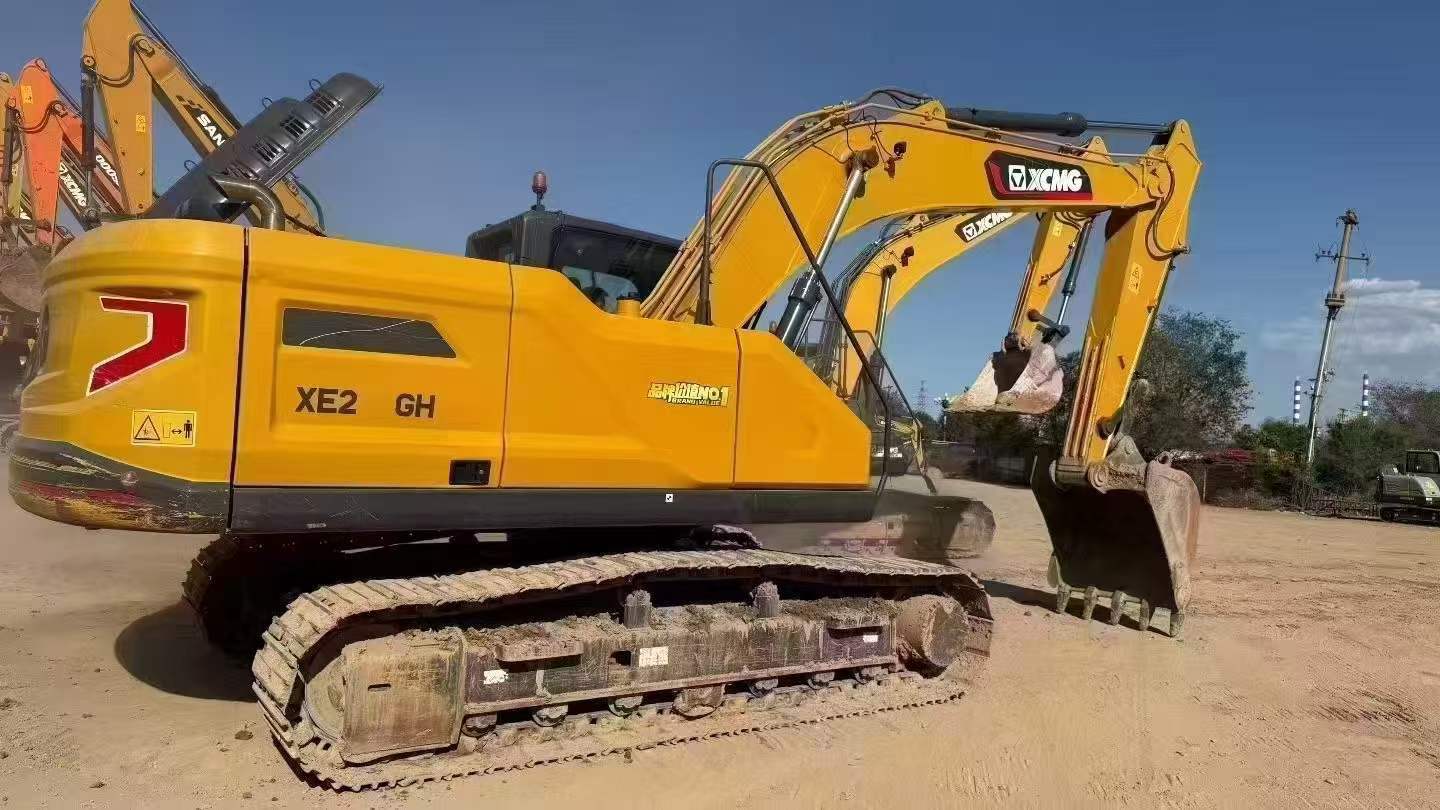 Buy XCMG XE200 Used Excavator / 4