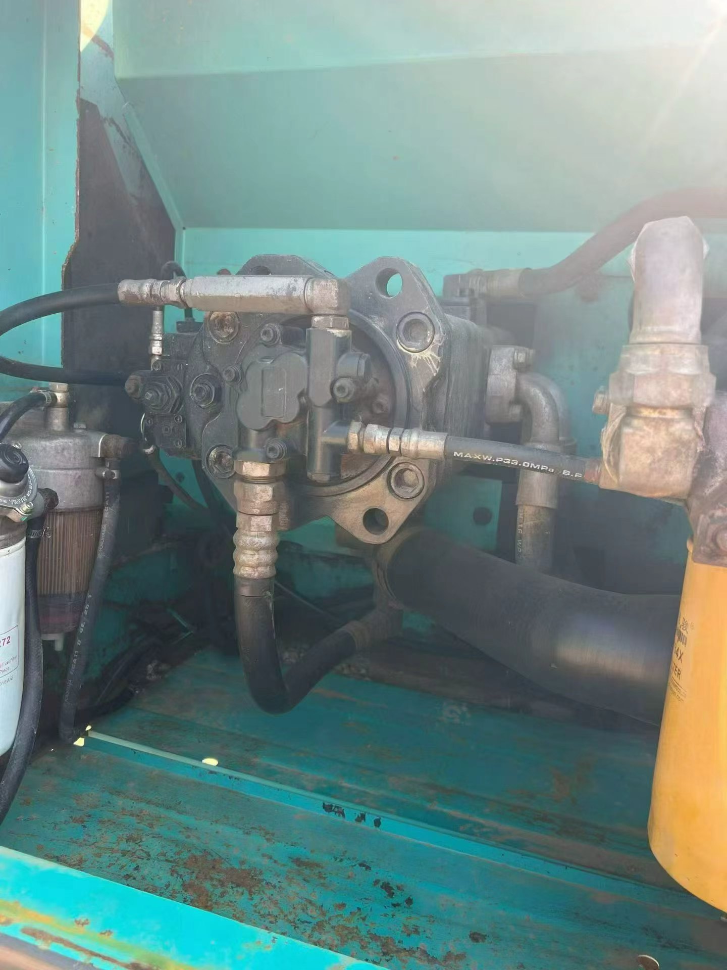 Buy Kobelco SK200 Used Excavator / 5 Buy Kobelco SK200 Used Excavator / 5