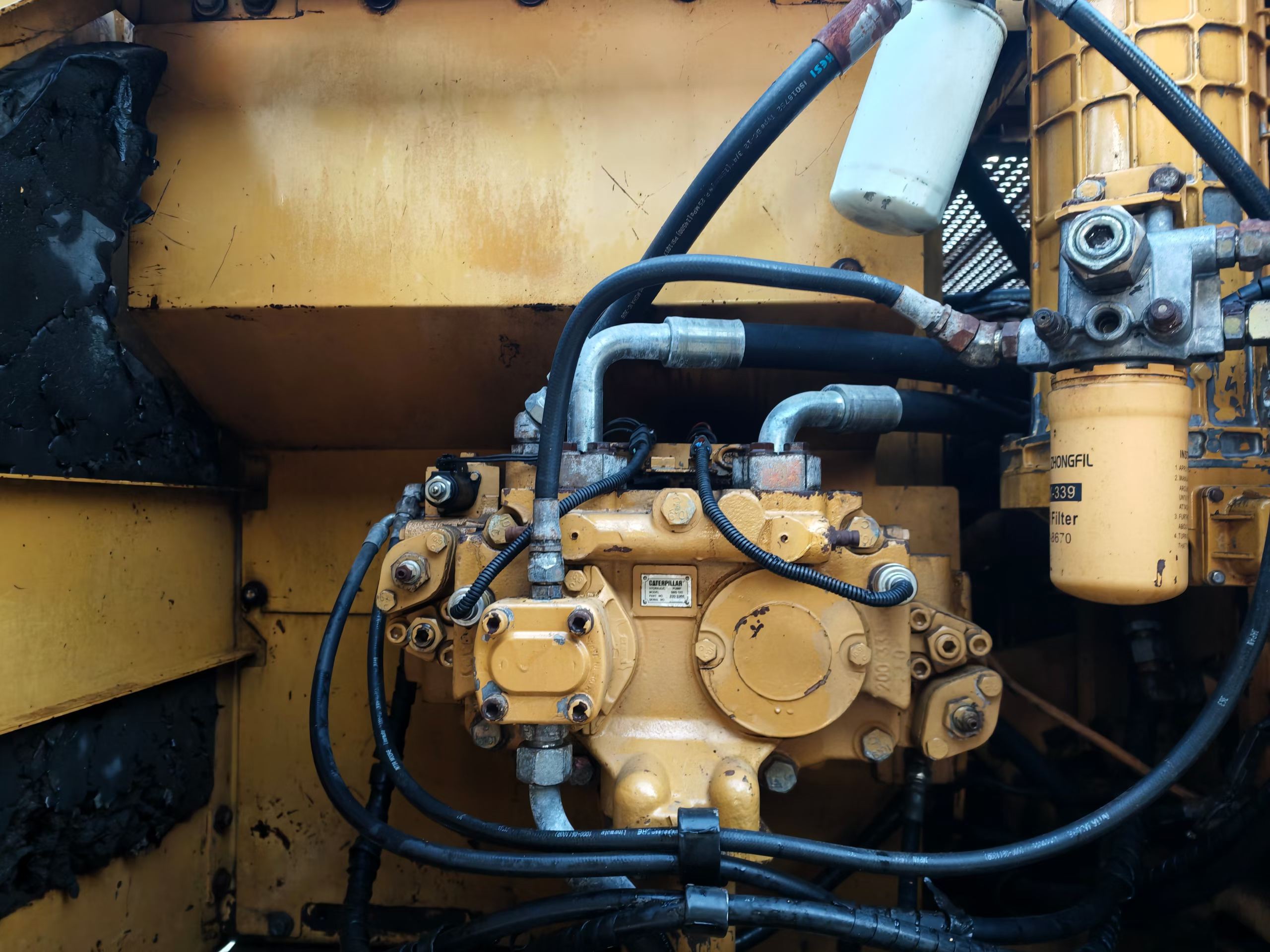 Buy Caterpillar 320C Used Excavator / 4