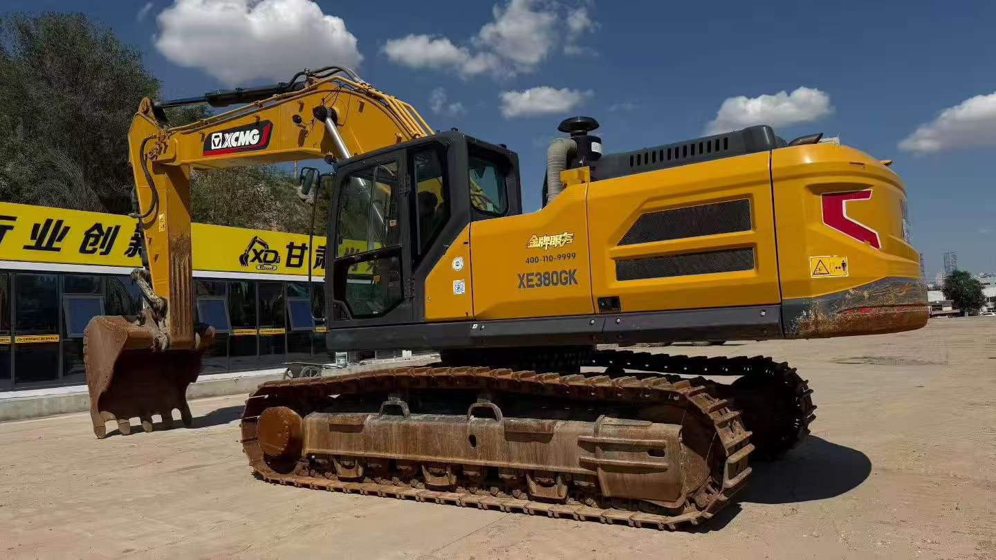 Buy XCMG XE380K Used Excavator / 4