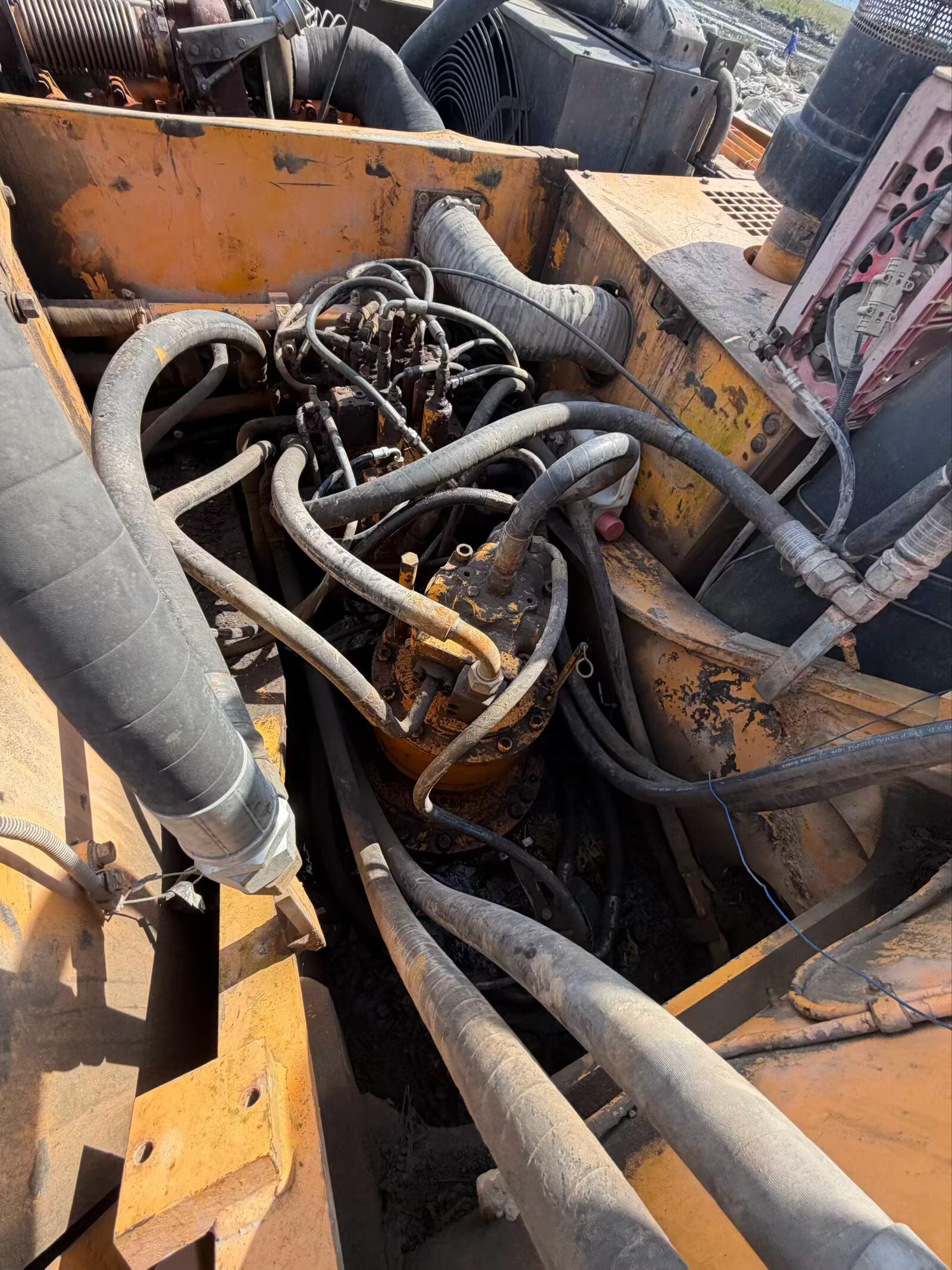 Buy Hyundai R305LC-7 Used Excavator / 3