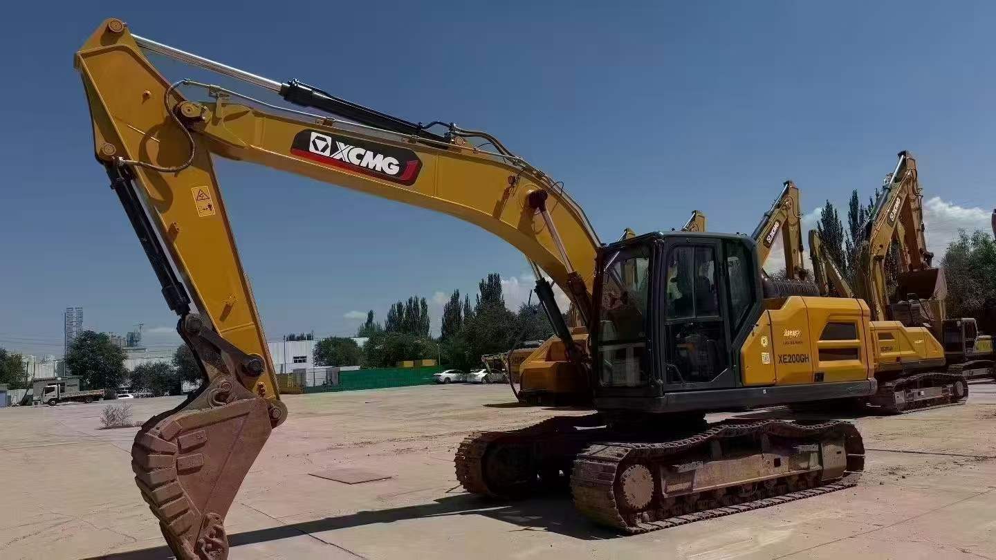 Buy XCMG XE200 Used Excavator / 2
