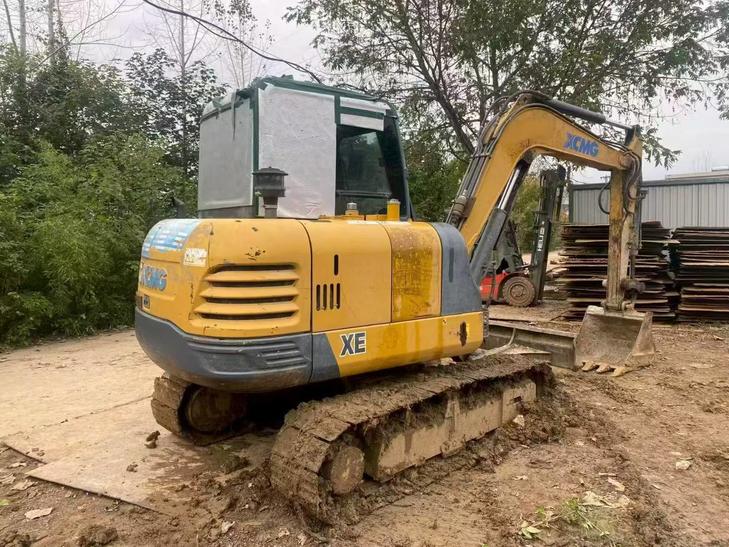 Buy XCMG XE60 Used Excavator / 1