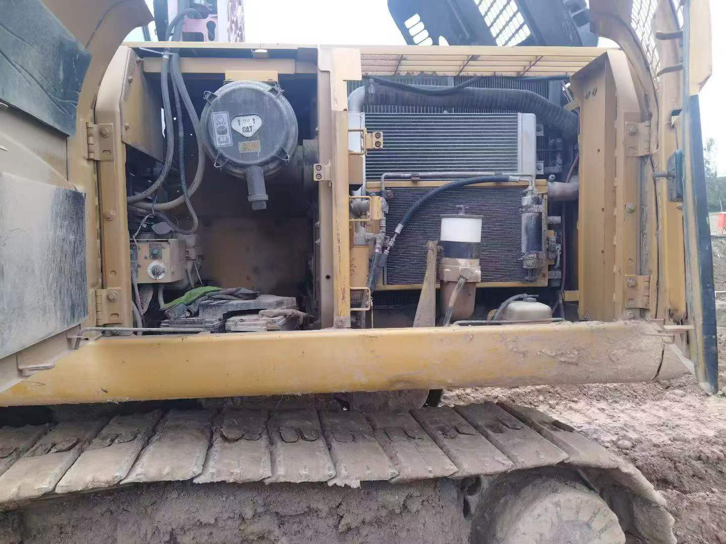 Buy Caterpillar 323 Used Excavator / 3