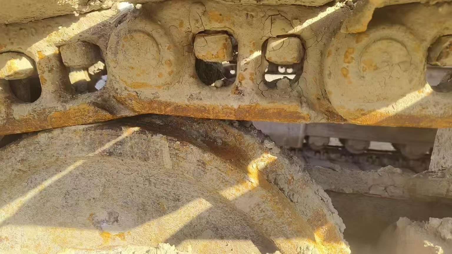 Buy Komatsu PC200-7 Used Excavator / 3