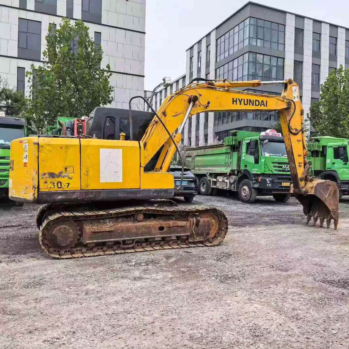 Buy Hyundai 110LVS Used Excavator / 4