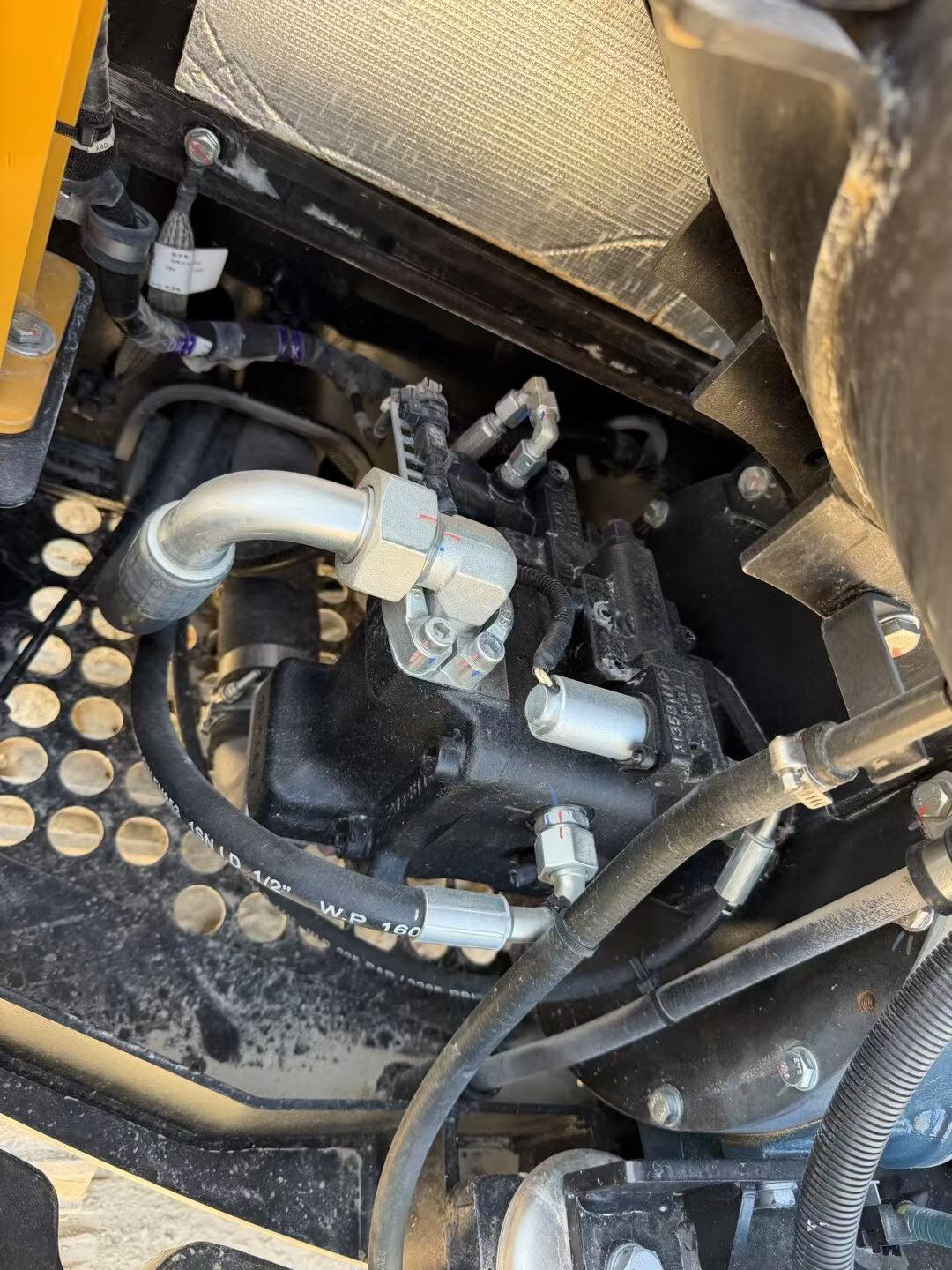 Buy Sany SY55U Used Excavator / 7