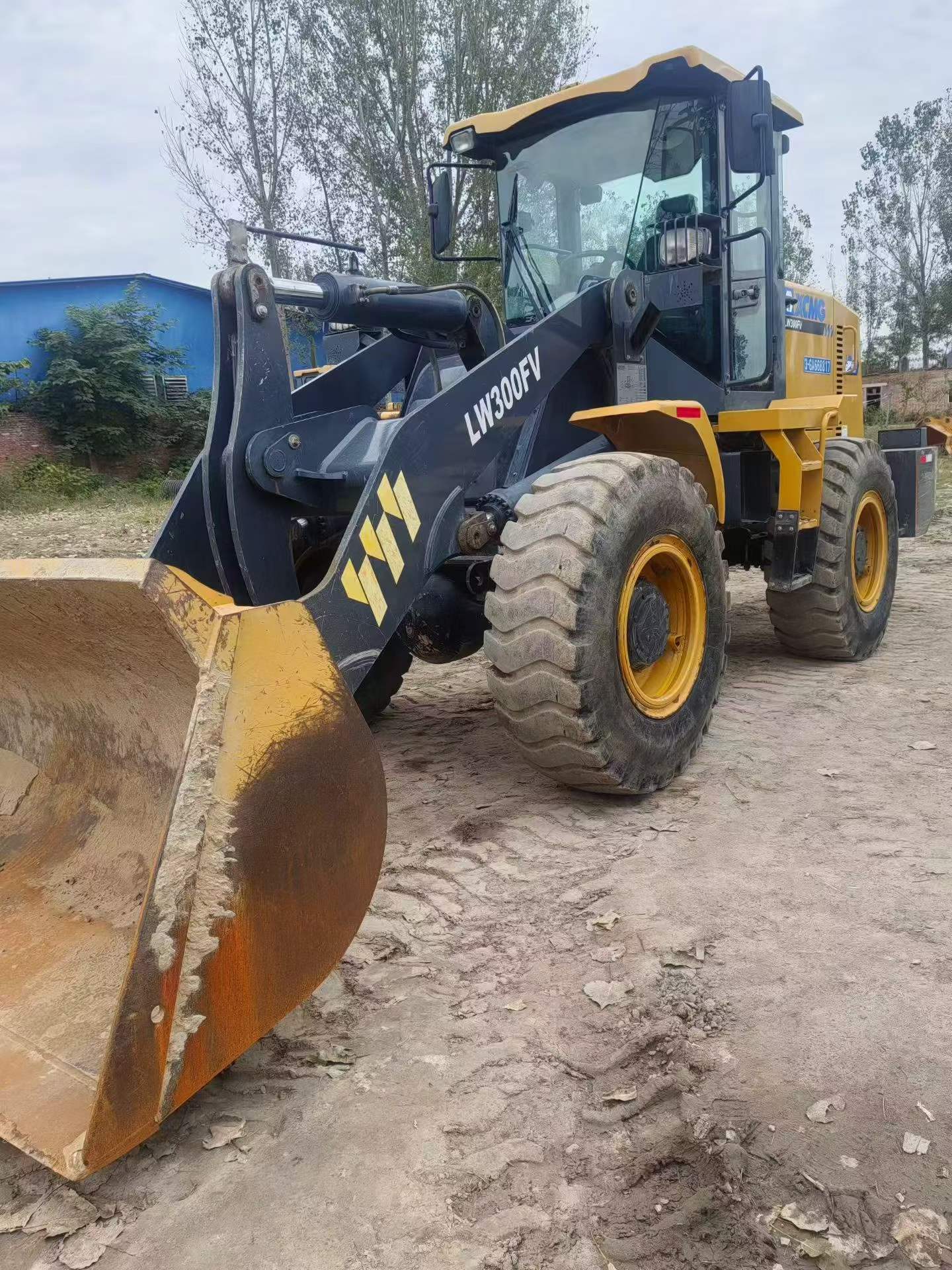 Buy XCMG XE300C Used Loader / 5