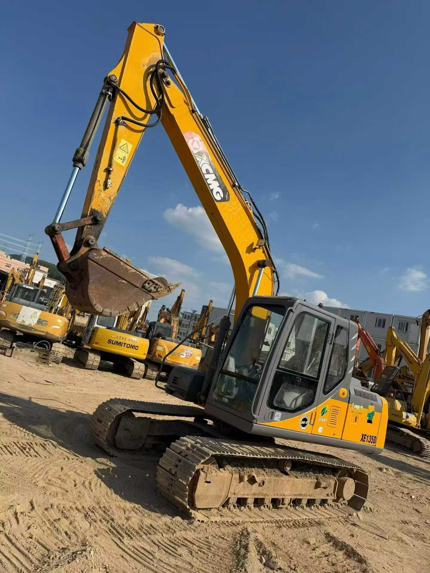 شراء XCMG XE150 مستعمل حفارة