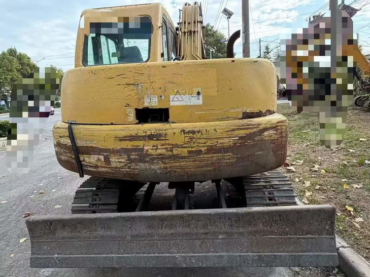 Buy Komatsu PC60 Used Excavator / 1