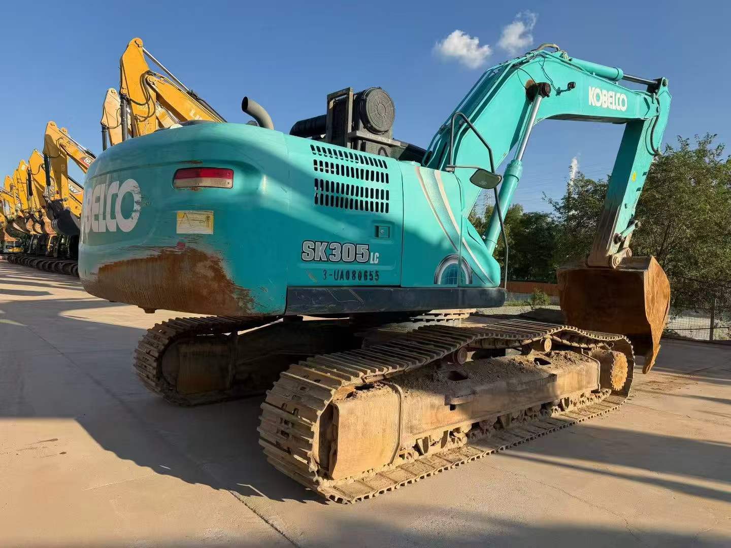 Compre Excavadora Kobelco SK305LC-10 SuperX Usada / 4