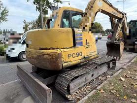 Buy Komatsu PC60 Used Excavator / 3 Buy Komatsu PC60 Used Excavator / 3