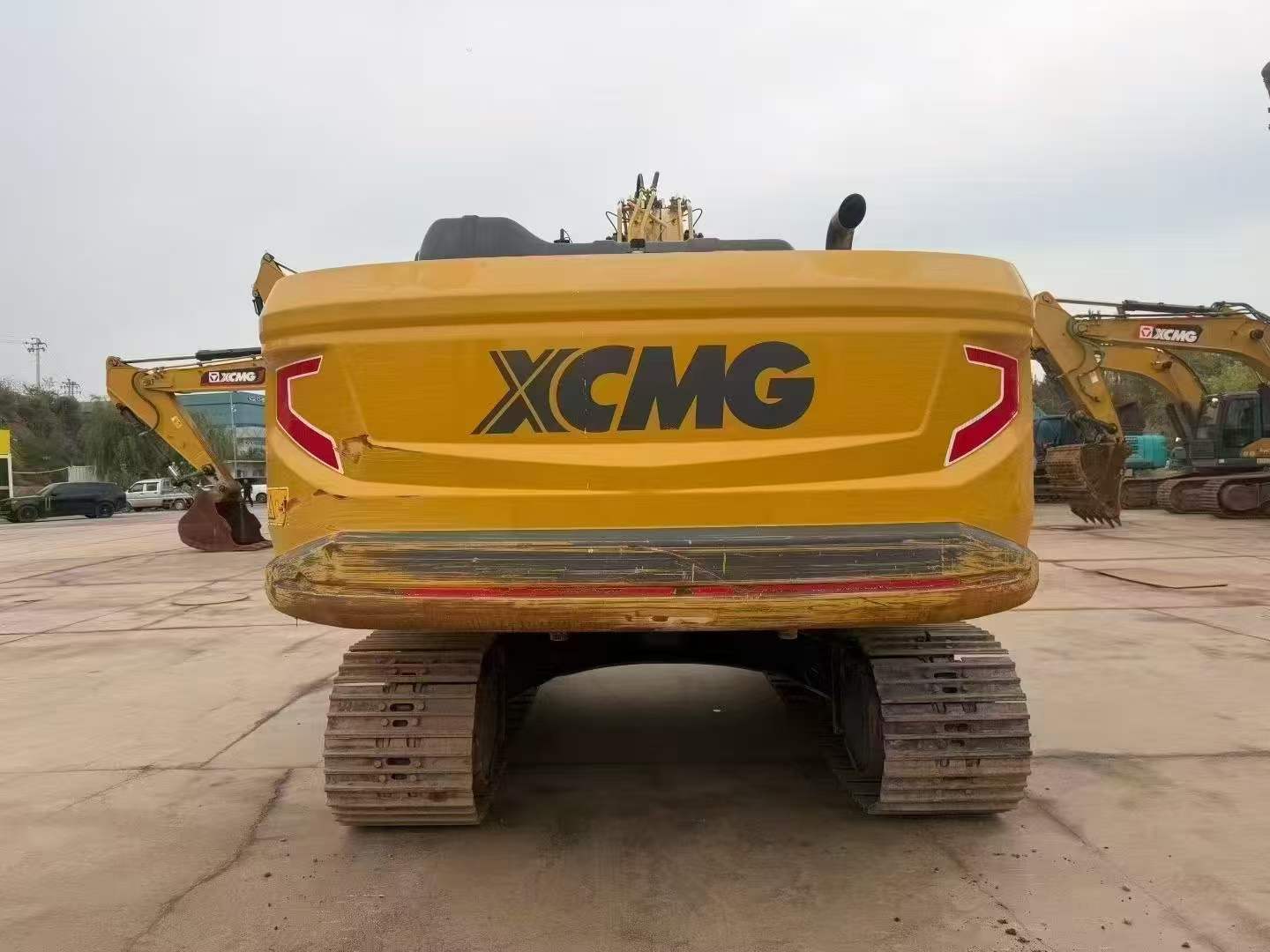 Buy XCMG XE200 Used Excavator / 5