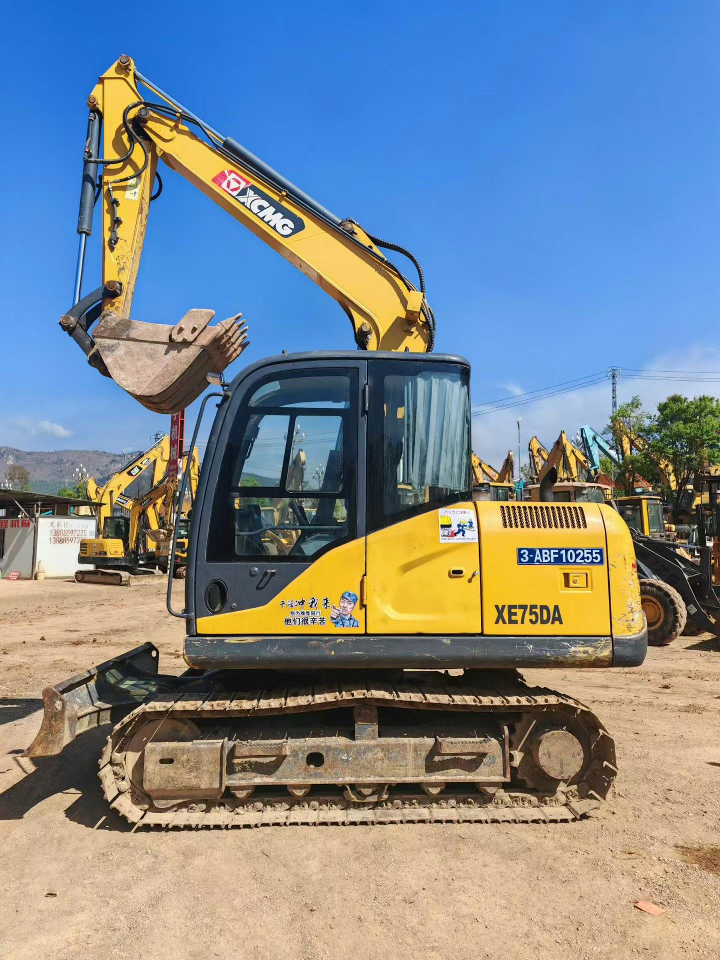 شراء XCMG XE75C مستعمل حفارة