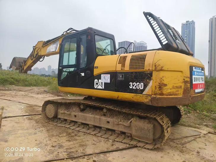 Buy Caterpillar 320A Used Excavator / 1