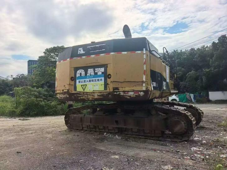 Buy Caterpillar 374D Used Excavator / 1