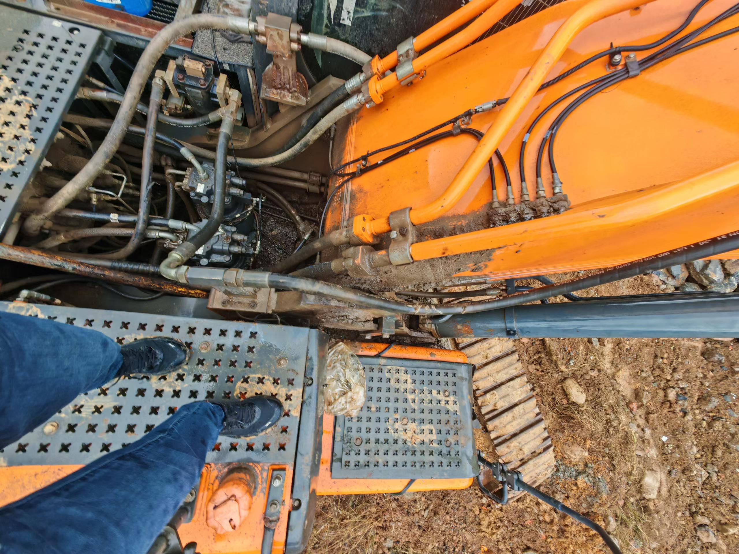 Buy Doosan DX490LC-5 Used Excavator / 3