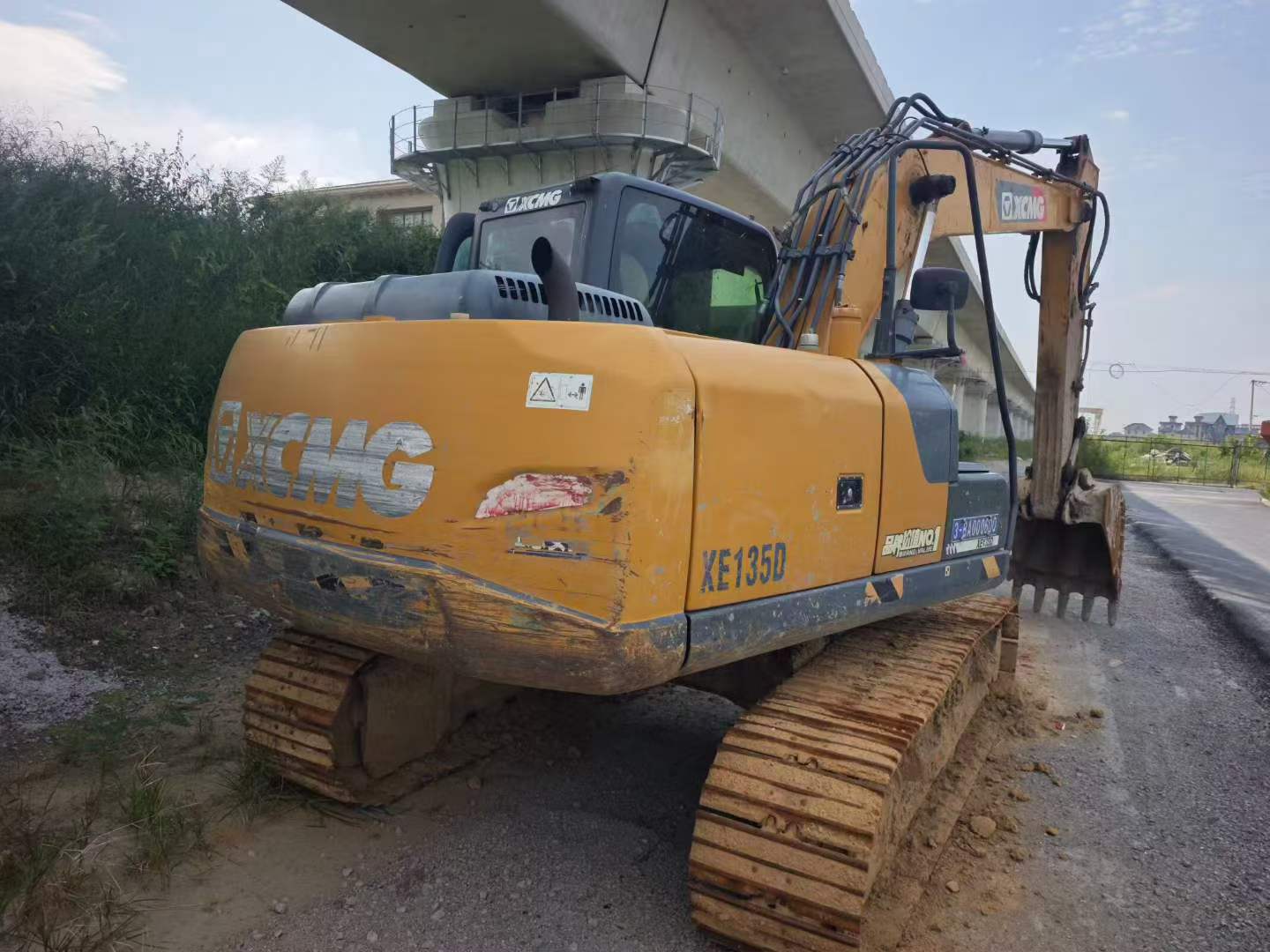 Buy XCMG XE135B Used Excavator / 4