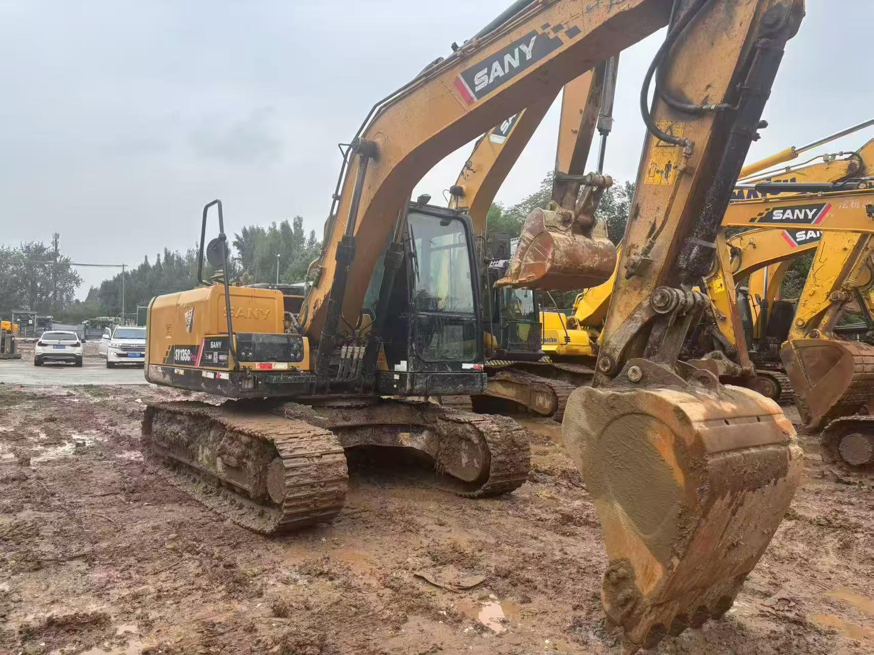 Buy Sany SY135 Used Excavator / 5