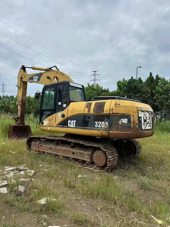 Buy Caterpillar 320D Used Excavator / 1