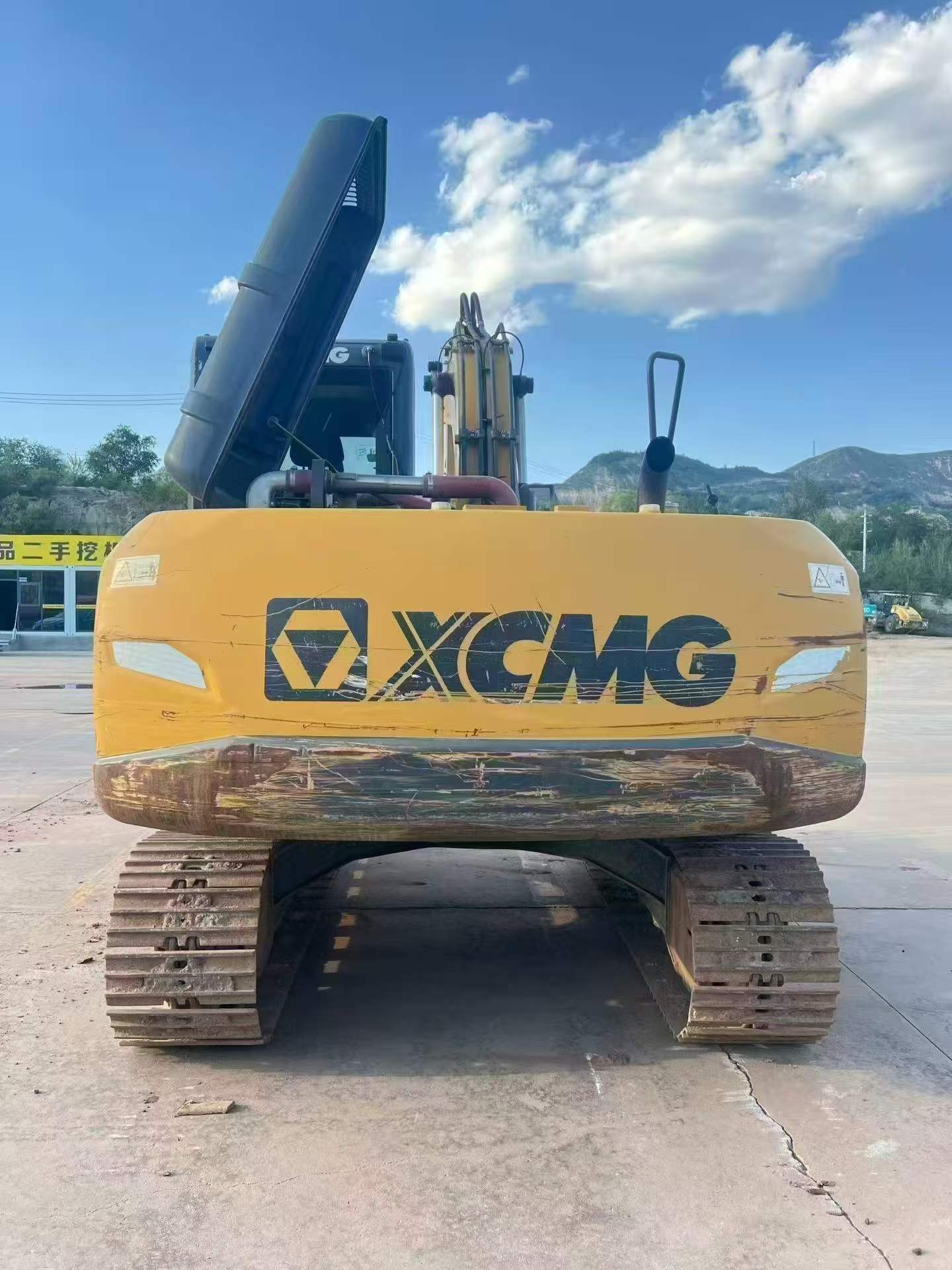 Buy XCMG XE135B Used Excavator / 5