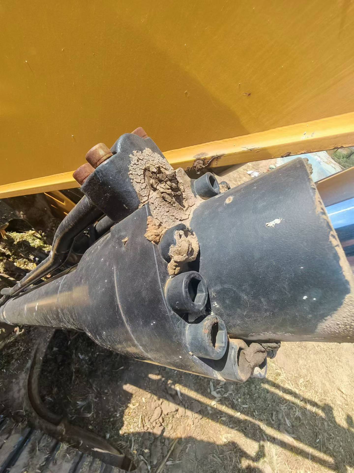 Buy Sany SY200C Used Excavator / 8