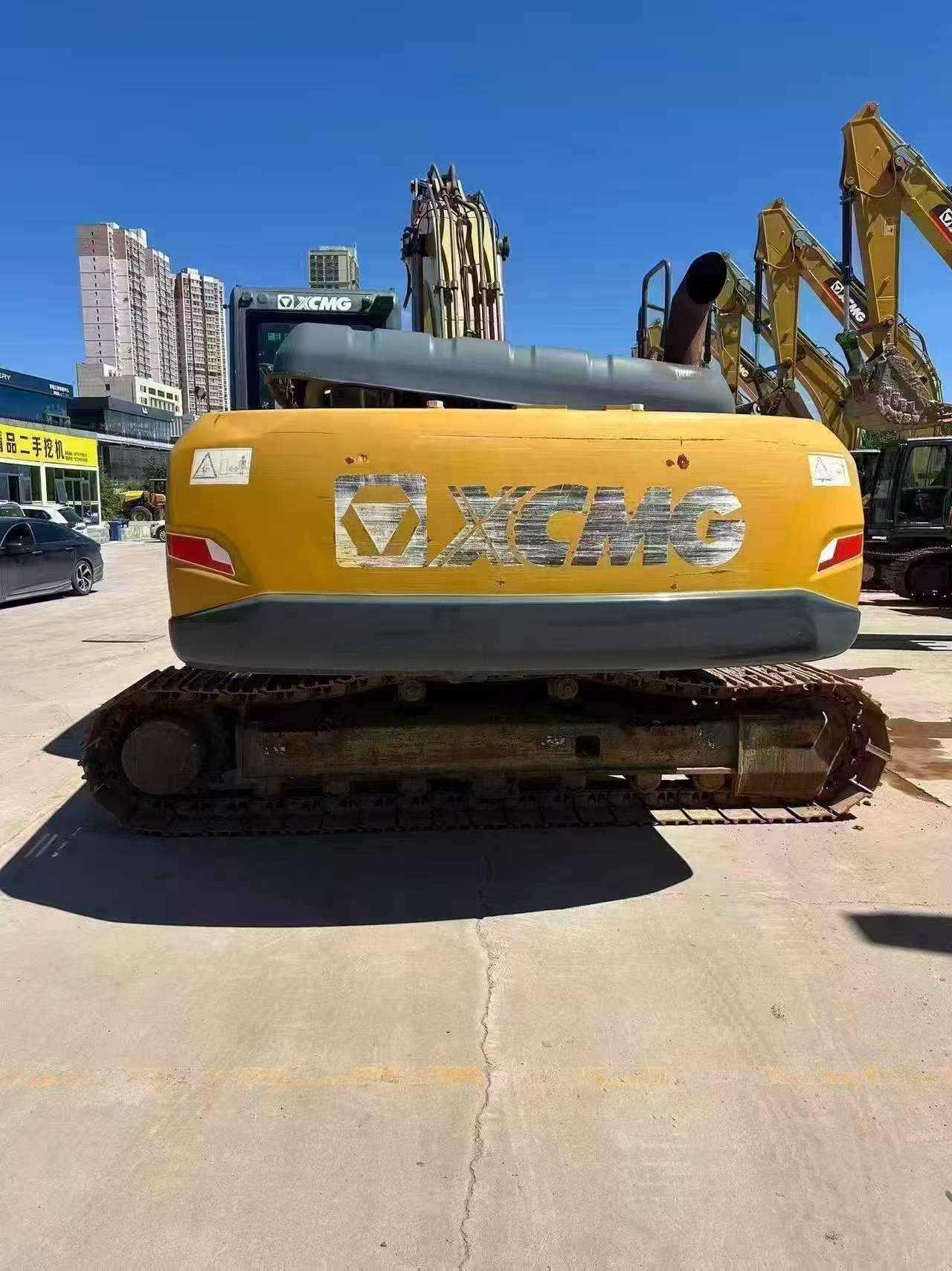 Buy XCMG XE200 Used Excavator / 5