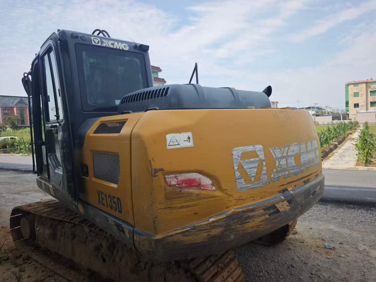 Buy XCMG XE135B Used Excavator / 5