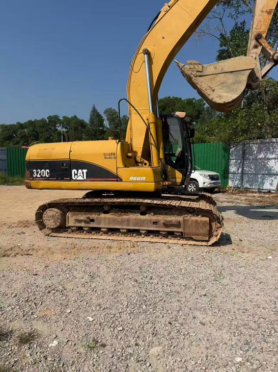 Buy Caterpillar 320C Used Excavator / 1